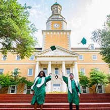 UNT students foster care receive Moody Foundation grant