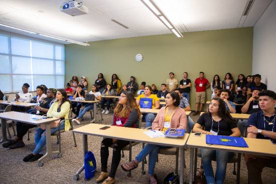 New student orientation at UNT Dallas, where many Dallas College transfer students continue their Journey toward earning a four-year degree