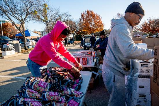 UNT Dallas Food Bank (2)